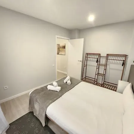 Arquitecto I Apartment *